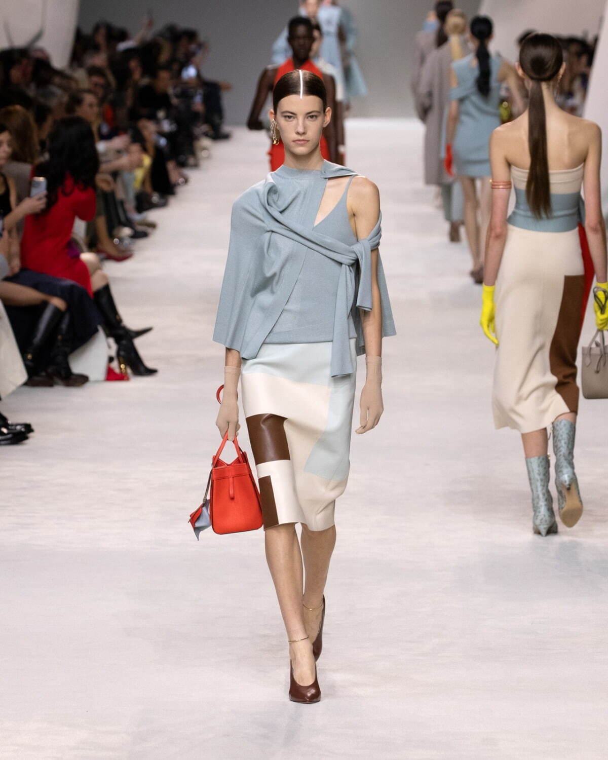 フェンディ(FENDI) 2024年春夏ウィメンズコレクション  - 写真10