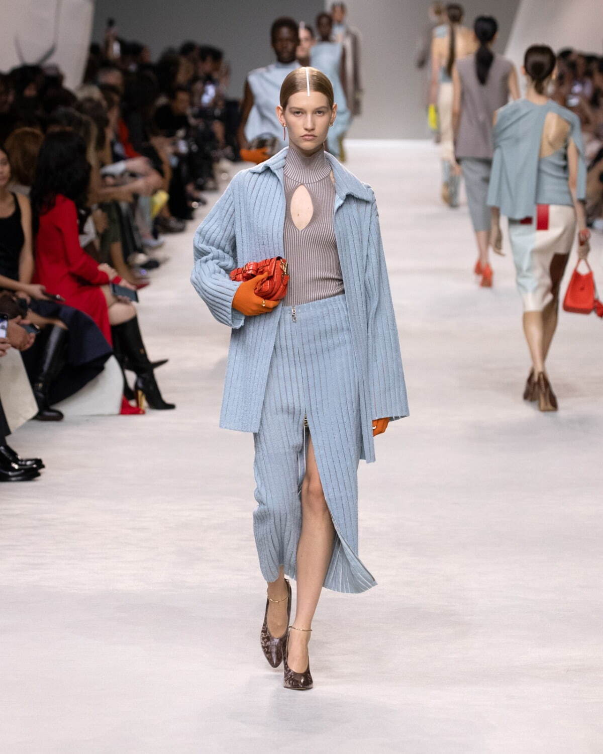 フェンディ(FENDI) 2024年春夏ウィメンズコレクション  - 写真13