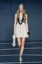 エンポリオ アルマーニ 2024年春夏コレクション - 楽しきバカンスへ｜写真8