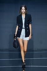 エンポリオ アルマーニ 2024年春夏コレクション - 楽しきバカンスへ｜写真16