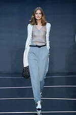 エンポリオ アルマーニ 2024年春夏コレクション - 楽しきバカンスへ｜写真19