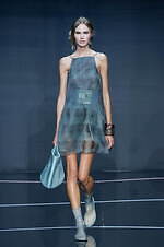 エンポリオ アルマーニ 2024年春夏コレクション - 楽しきバカンスへ｜写真22