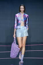 エンポリオ アルマーニ 2024年春夏コレクション - 楽しきバカンスへ｜写真47