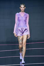 エンポリオ アルマーニ 2024年春夏コレクション - 楽しきバカンスへ｜写真53