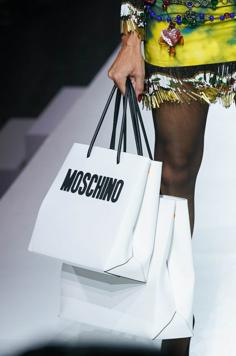 モスキーノ(MOSCHINO) 2024年春夏ウィメンズコレクション  - 写真29