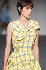 MSGM 2024年春夏コレクション - 多彩な色柄が溢れる世界｜写真3