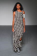 MSGM 2024年春夏コレクション - 多彩な色柄が溢れる世界｜写真16