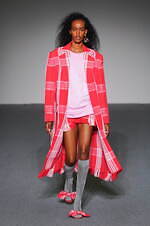 MSGM 2024年春夏コレクション - 多彩な色柄が溢れる世界｜写真24