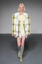 MSGM 2024年春夏コレクション - 多彩な色柄が溢れる世界｜写真26