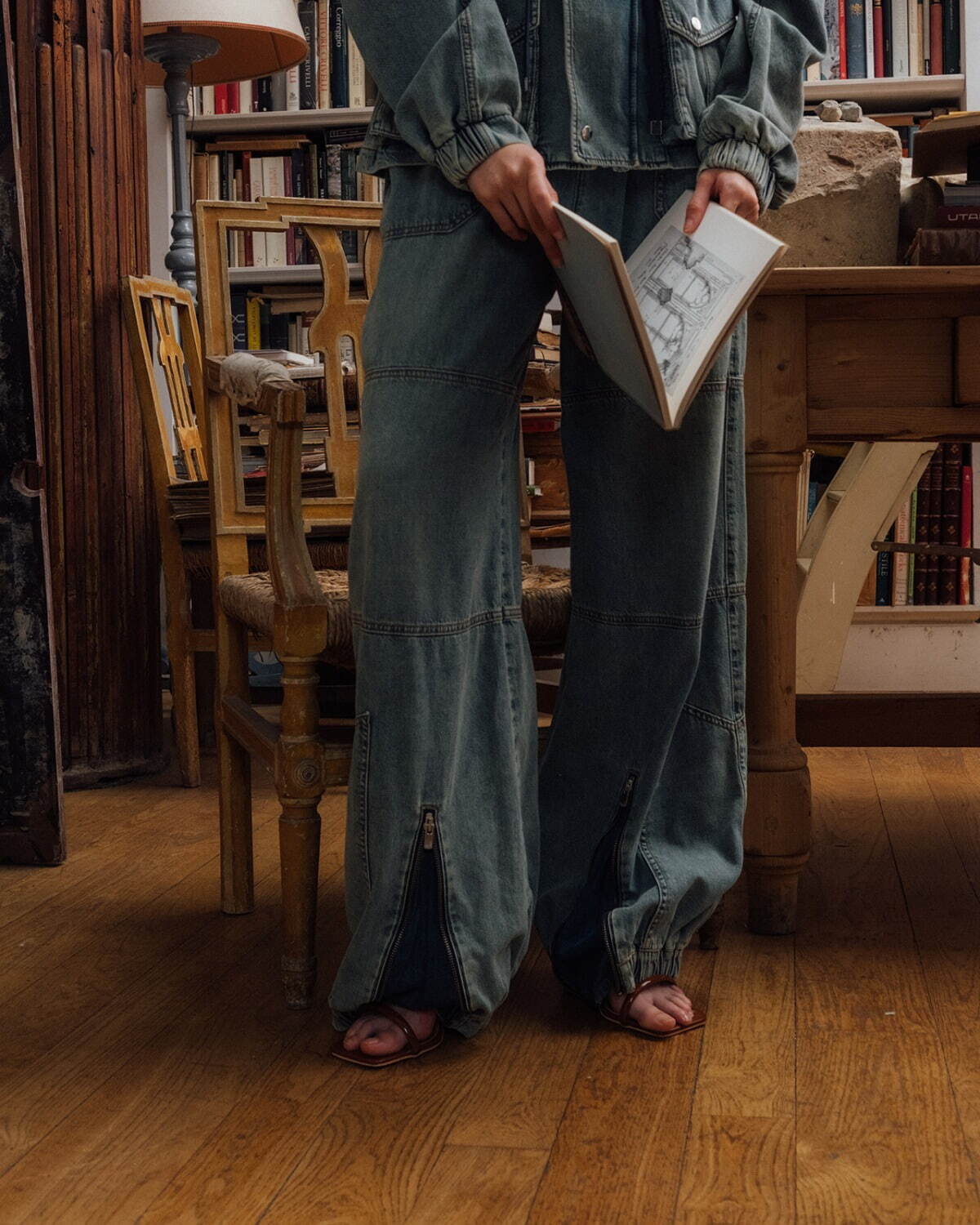 ヤコブ コーエン(JACOB COHËN) 2024年春夏ウィメンズコレクション  - 写真21