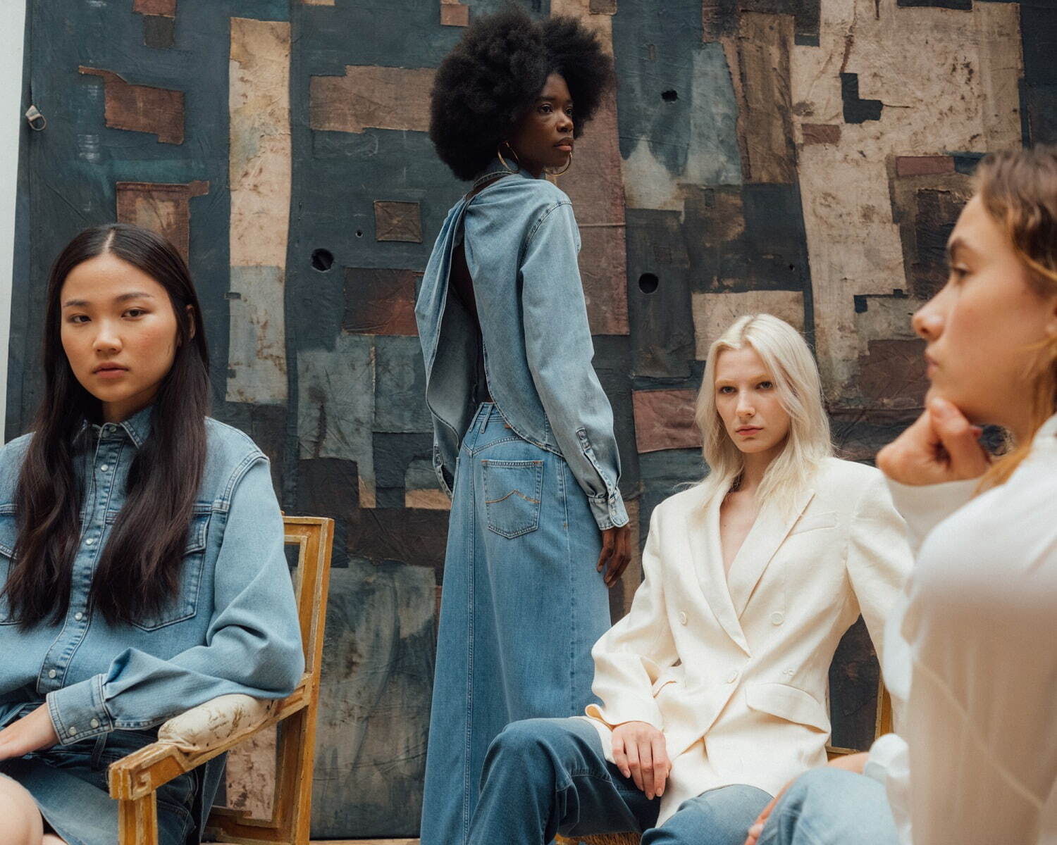 ヤコブ コーエン(JACOB COHËN) 2024年春夏ウィメンズコレクション  - 写真54