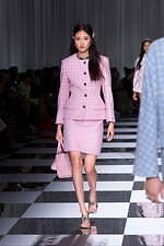 ヴェルサーチェ 2024年春夏コレクション - 優しく、軽やかなコントラスト｜写真26