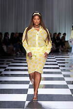 ヴェルサーチェ 2024年春夏コレクション - 優しく、軽やかなコントラスト｜写真55