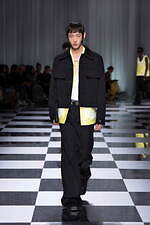 ヴェルサーチェ 2024年春夏コレクション - 優しく、軽やかなコントラスト｜写真61