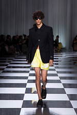 ヴェルサーチェ 2024年春夏コレクション - 優しく、軽やかなコントラスト｜写真62