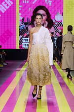 ディオール 2024年春夏ウィメンズコレクション - 強く、凛とした女性たち｜写真47