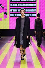 ディオール 2024年春夏ウィメンズコレクション - 強く、凛とした女性たち｜写真69