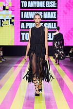 ディオール 2024年春夏ウィメンズコレクション - 強く、凛とした女性たち｜写真72