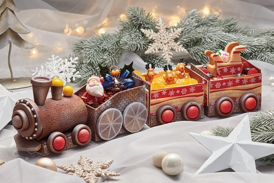 ポニョ　恋人たちのクリスマス　ブルーシルバー　ピンクシルバーリース　３点 シルバー系クリスマスリース⚘1 | shiinomi