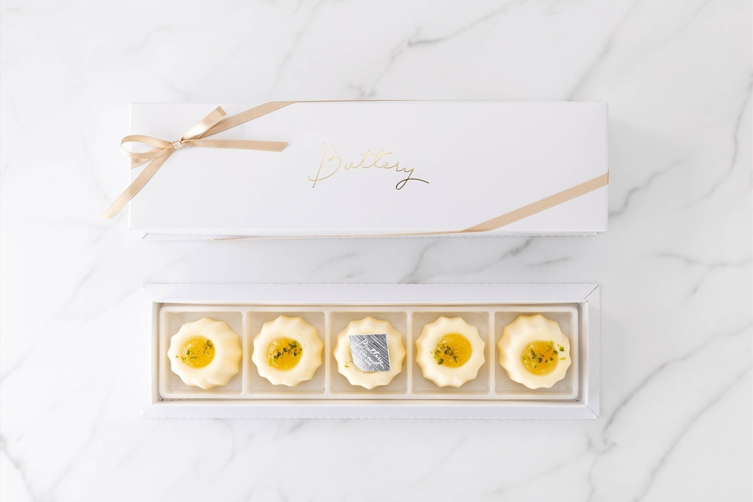 チーズ｜バタリー「バタリーフロマージュ～柚子～」マスカルポーネ×柚子香る“カヌレ型”チーズケーキ