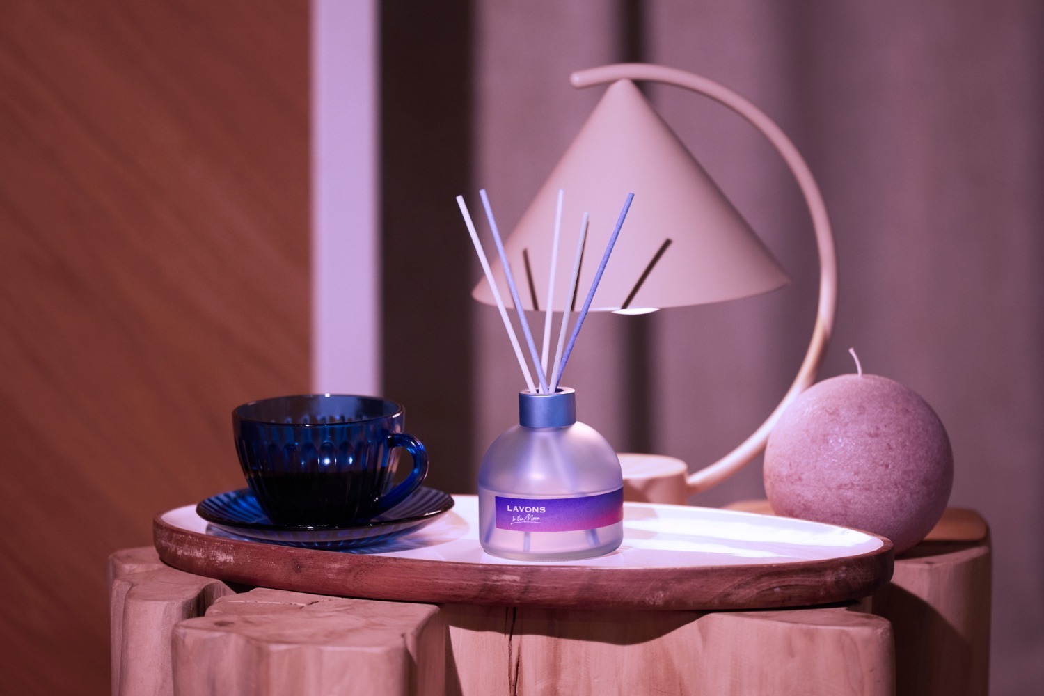 フローラルノート｜ラボン「トワイライトマジックの香り」から新作ディフューザー、深呼吸アロマでリラックスタイムを