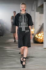 アンダーカバー 2024年春夏コレクション - 夢幻的な異空間｜写真14