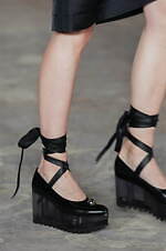 アンダーカバー 2024年春夏コレクション - 夢幻的な異空間｜写真16