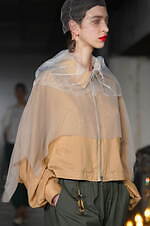 アンダーカバー 2024年春夏コレクション - 夢幻的な異空間｜写真43