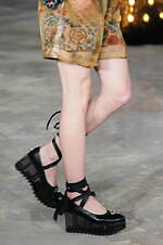 アンダーカバー 2024年春夏コレクション - 夢幻的な異空間｜写真79