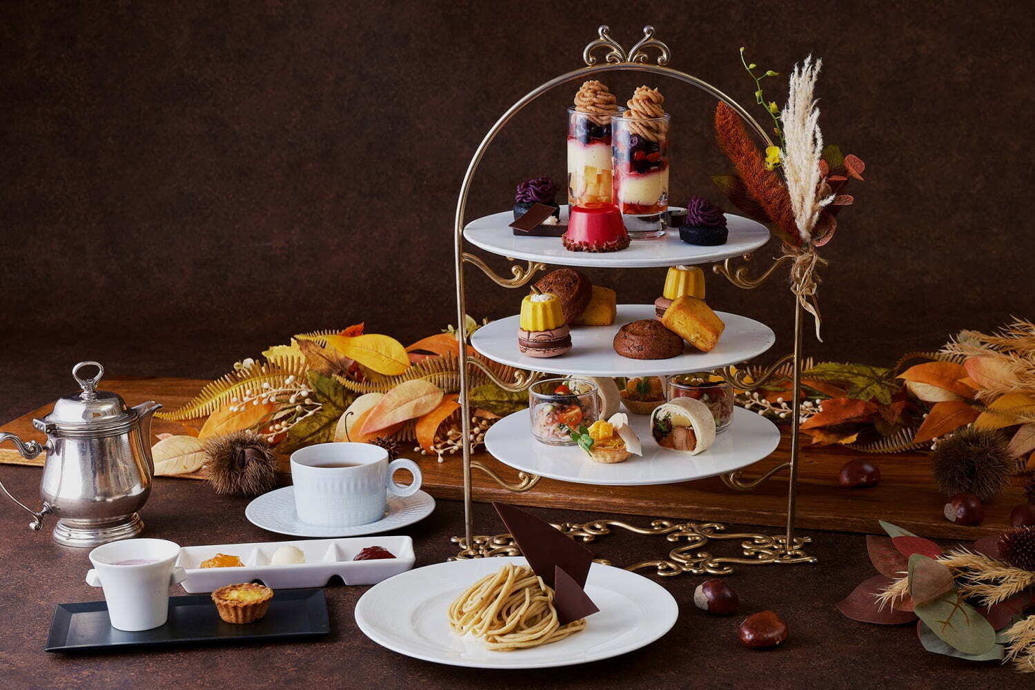 フレンチ｜ホテル インターコンチネンタル 東京ベイ“モンブラン尽くし”のアフタヌーンティー、和栗モンブランなど