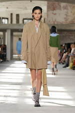 ドリス ヴァン ノッテン 2024年春夏ウィメンズコレクション - 親しみがあるもので作る、新しさ｜写真11