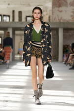 ドリス ヴァン ノッテン 2024年春夏ウィメンズコレクション - 親しみがあるもので作る、新しさ｜写真42