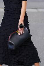 クロエ 2024年春夏コレクション - 花々が咲き誇る楽園で｜写真6