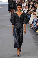 クロエ 2024年春夏コレクション - 花々が咲き誇る楽園で｜写真19