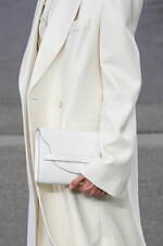 クロエ 2024年春夏コレクション - 花々が咲き誇る楽園で｜写真68