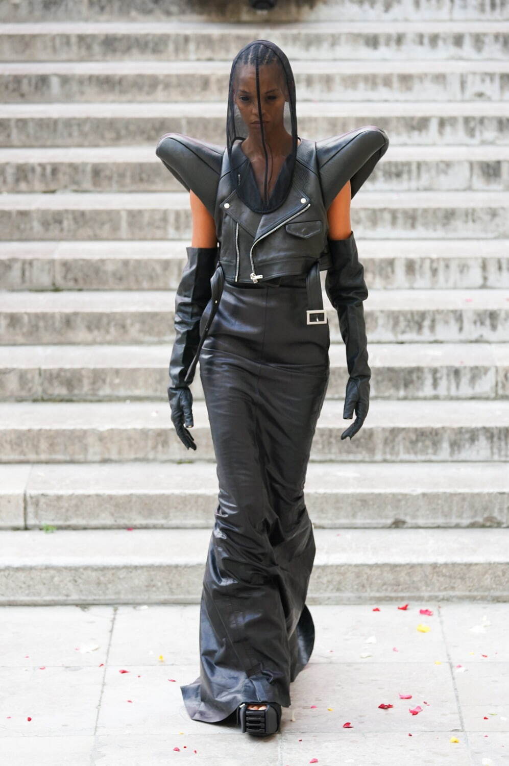 リック・オウエンス(Rick Owens) 2024年春夏ウィメンズコレクション シルエット - 写真17