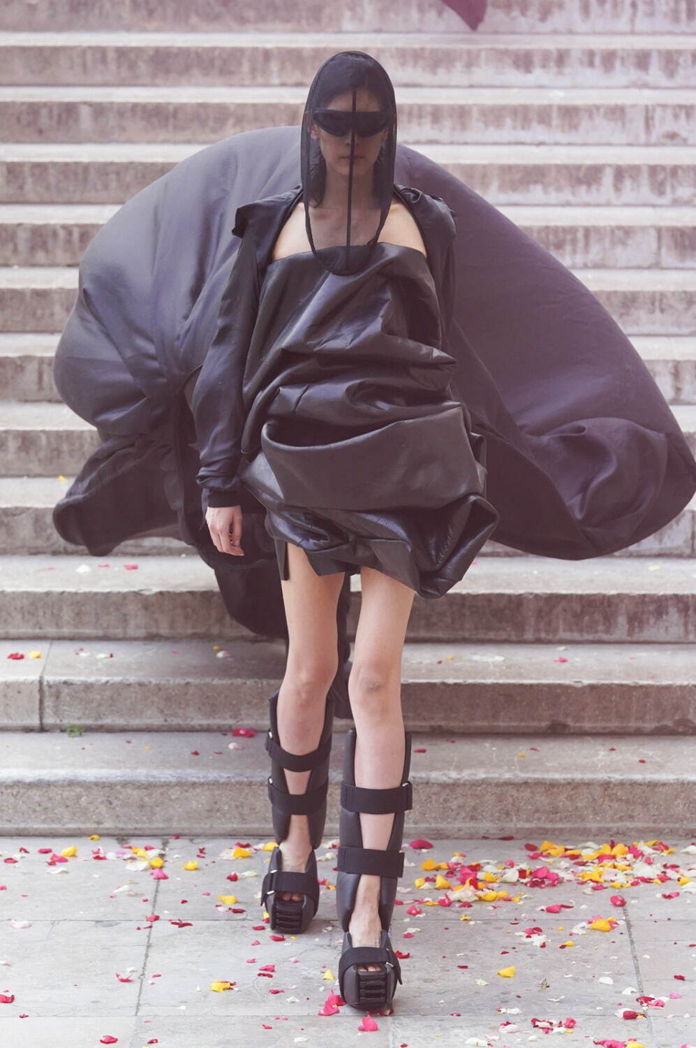 リック・オウエンス(Rick Owens) 2024年春夏ウィメンズコレクション シルエット - 写真36