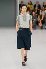 ロエベ 2024年春夏コレクション - 魚眼レンズを通して見た景色のように｜写真54