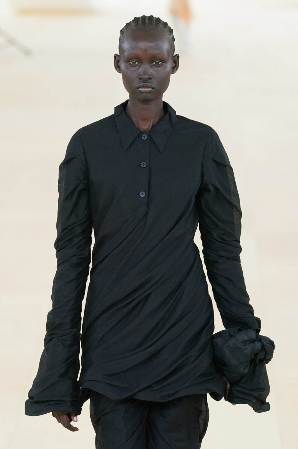 イッセイ ミヤケ(ISSEY MIYAKE) 2024年春夏ウィメンズ