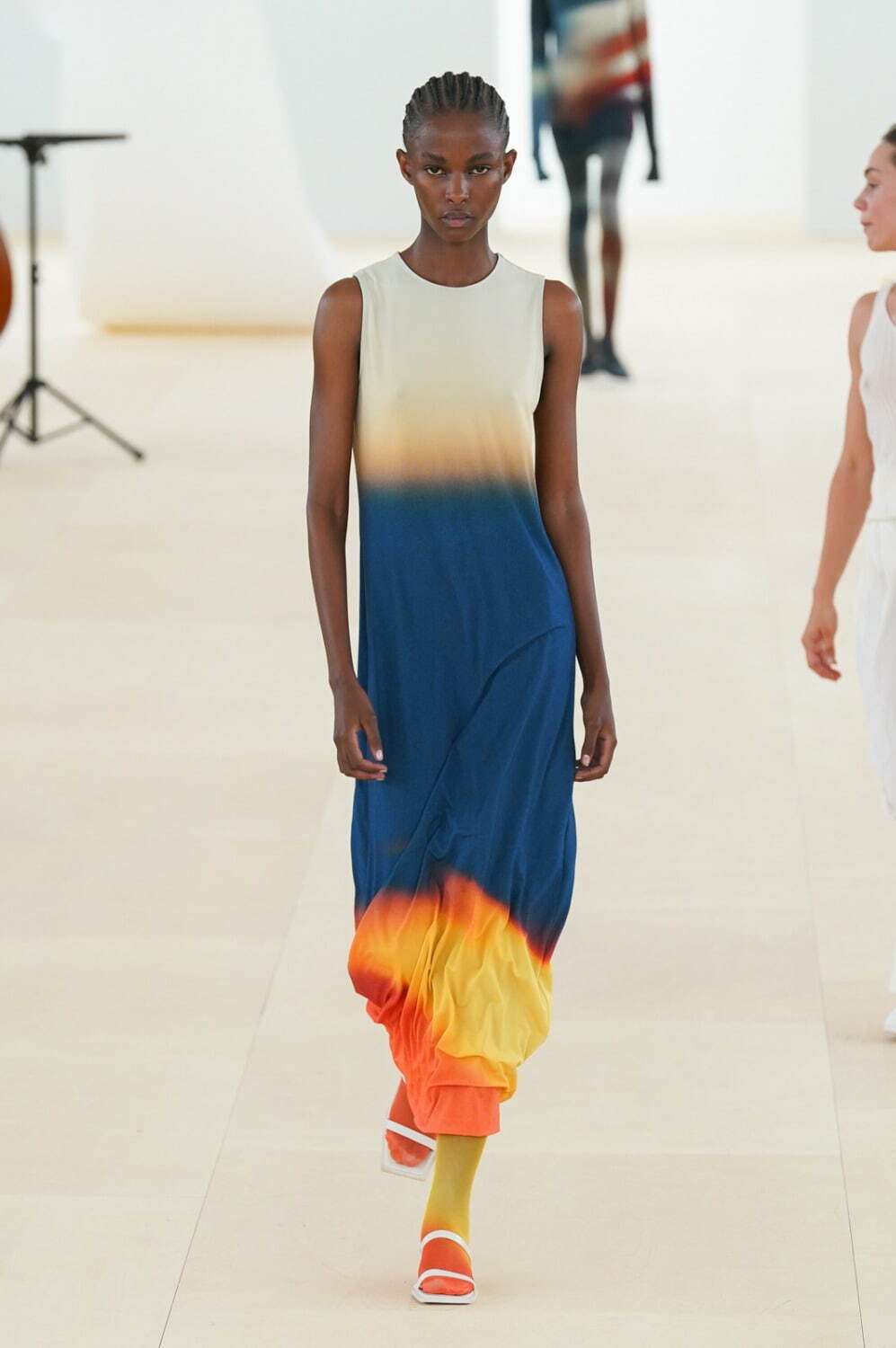 イッセイ ミヤケ(ISSEY MIYAKE) 2024年春夏ウィメンズ