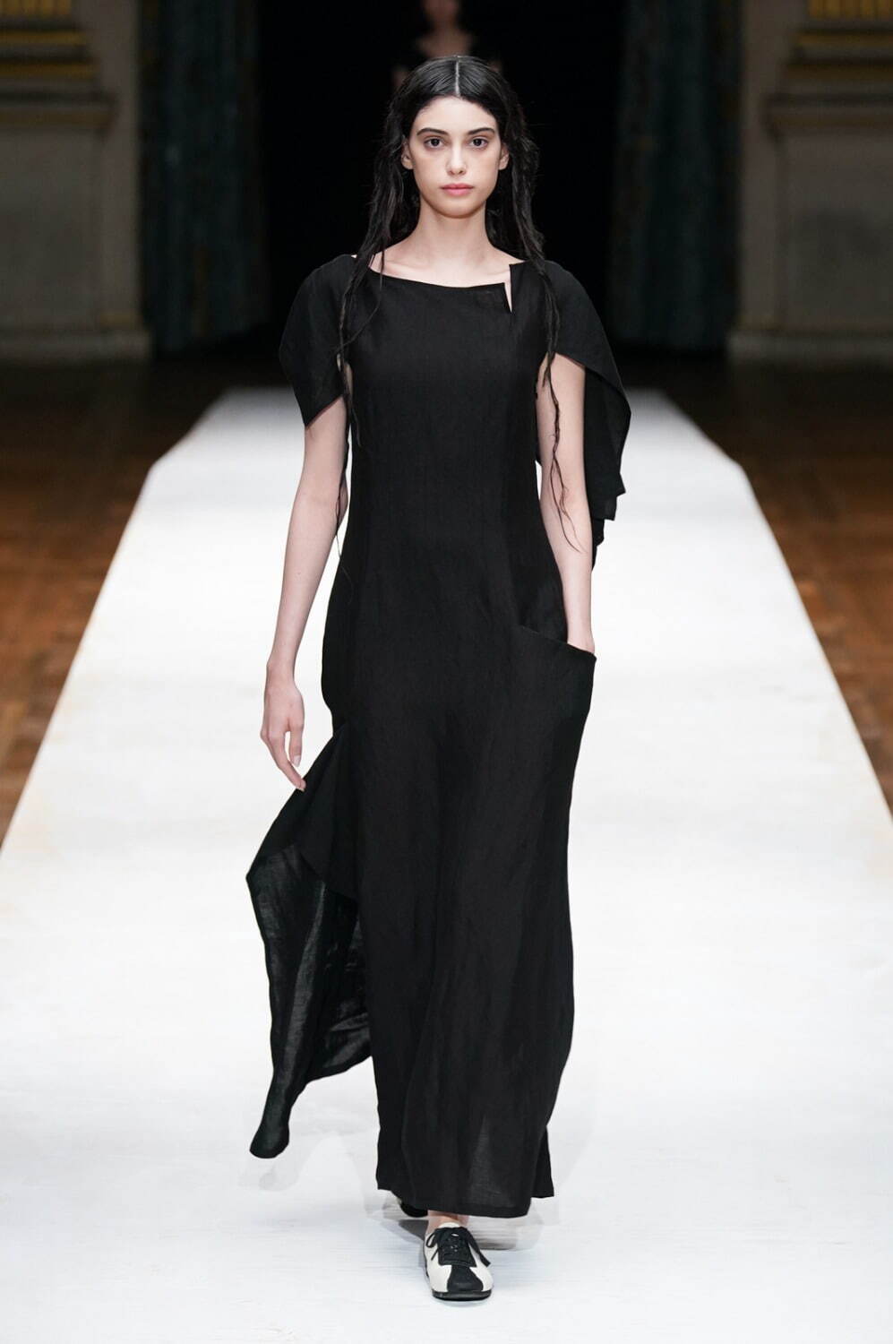 ヨウジヤマモト(Yohji Yamamoto) 2024年春夏ウィメンズコレクション  - 写真127