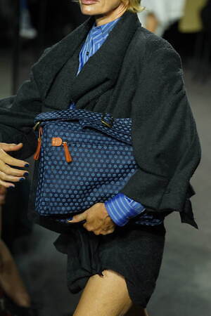 アンドレアス・クロンターラー フォー ヴィヴィアン・ウエストウッド(Andreas Kronthaler for Vivienne Westwood) 2024年春夏ウィメンズ&メンズコレクション  - 写真46