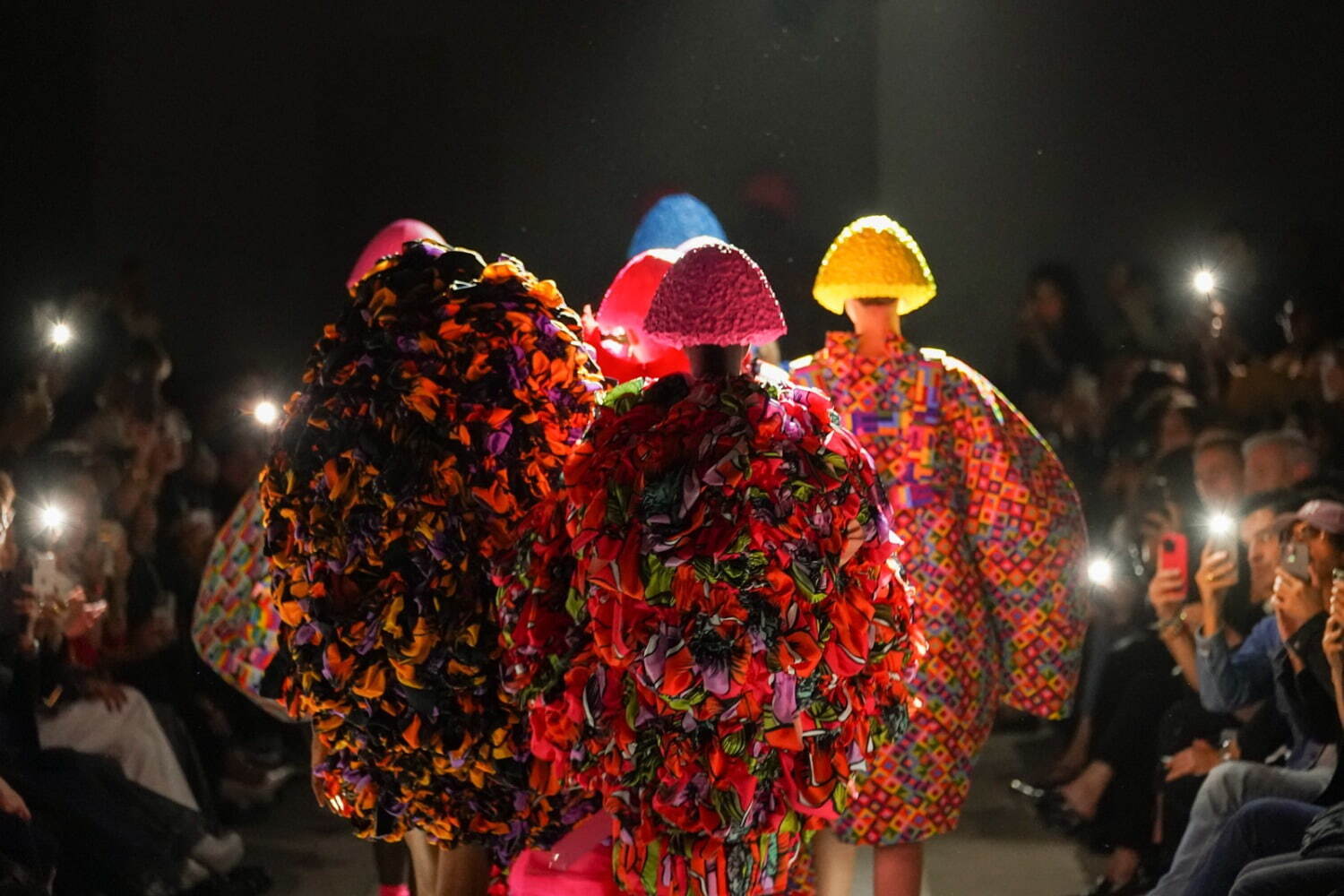 コム デ ギャルソン(COMME des GARÇONS) 2024年春夏ウィメンズコレクション  - 写真74