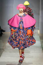 コム デ ギャルソン 2024年春夏コレクション - 色の衝突｜写真33