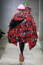 コム デ ギャルソン 2024年春夏コレクション - 色の衝突｜写真54