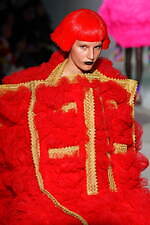 コム デ ギャルソン 2024年春夏コレクション - 色の衝突｜写真67