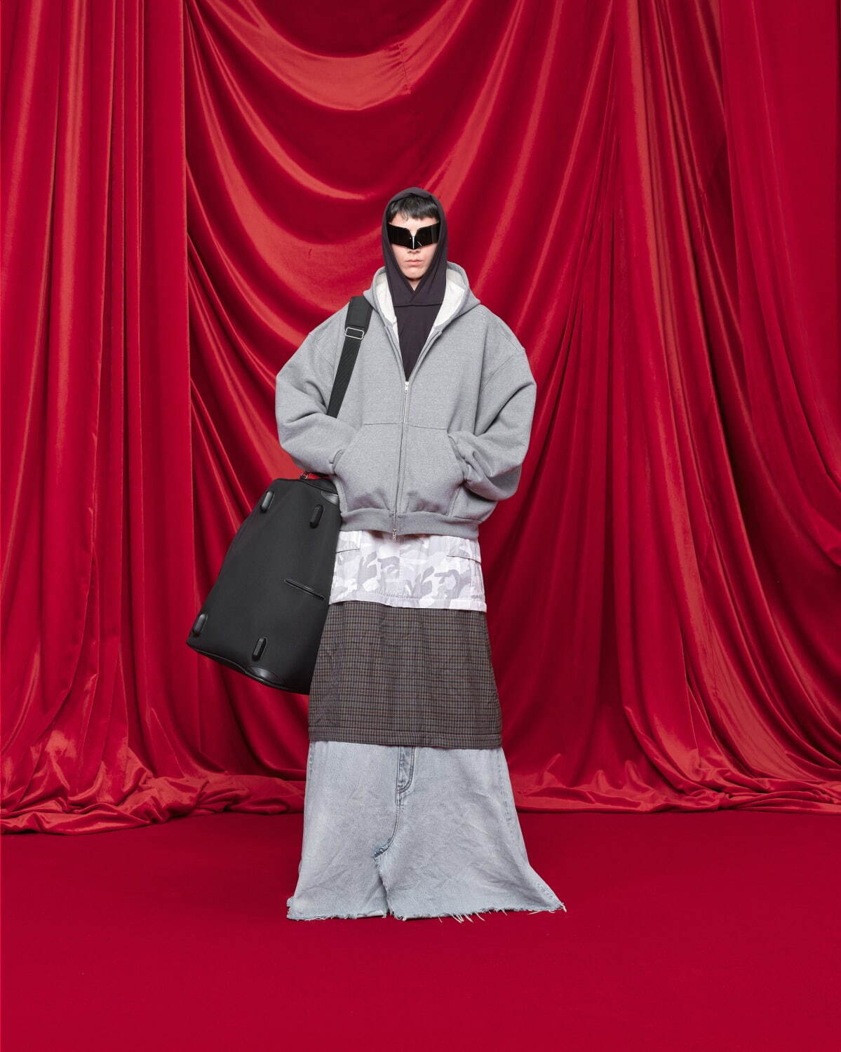 バレンシアガ(BALENCIAGA) 2024年夏ウィメンズ&メンズコレクション  - 写真37