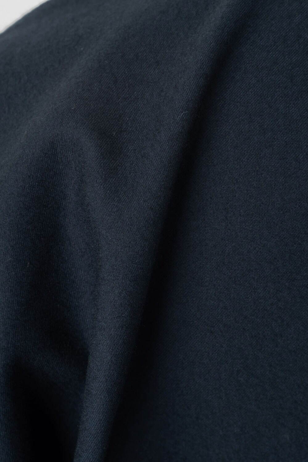 Y. & SONS×グラフペーパー“帯要らず”のフランネルきもの、軽やかなフリース羽織などアウターも｜写真10