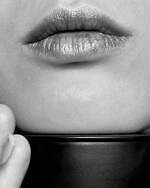 マメ クロゴウチ初のフレグランス“長野の雪景色”着想オードパルファム＆キャンドル、ライケンとコラボで｜写真9