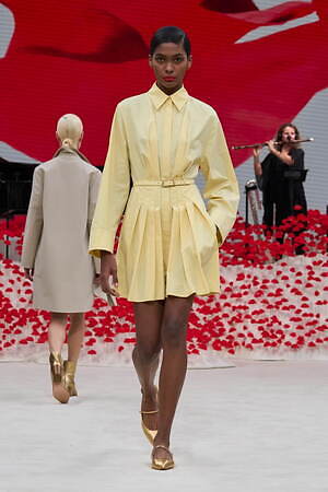 アクリス(Akris) 2024年春夏ウィメンズコレクション  - 写真16